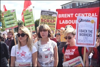 Supporting the McDonald's strike: Finchley, 2.9.17, photo by Mary Finch