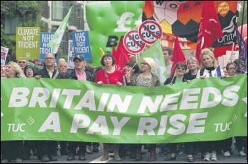 Trade union leaders marching on the TUC's 'Britain needs a pay rise' demo in 2014, photo by Paul Mattsson