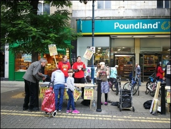 McStrike solidarity stall in Woolwich September 2017, photo Tracy Edwards