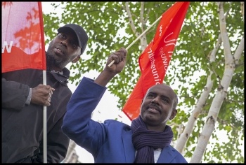 London bus workers demonstration outside City Hall 