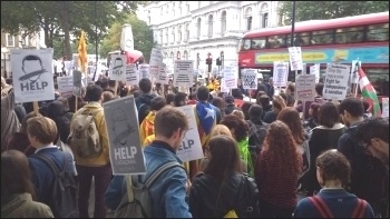 Solidarity with Catalonia, Downing St, 3.10.17, photo by Martin Powell-Davies