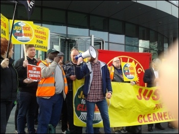 RMT cleaners protest 12 October 2017, photo Pete Mason