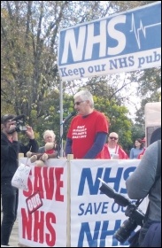 Socialist Party member Steve Score speaking at the demo to save Grantham A&E and the NHS, 14.10.17, photo East Midlands Socialist Party