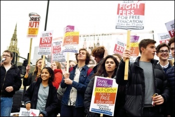 London: Socialist Students Budget Day protest, 22.11.17, photo by Mary Finch