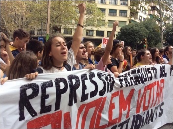 Youth and workers in Catalonia marching against Francoist repression, photo by Rob MacDonald