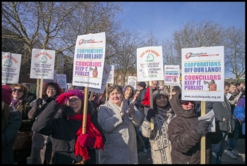 Walthamstow SoS demo, 24.2.18, photo by Paul Mattsson