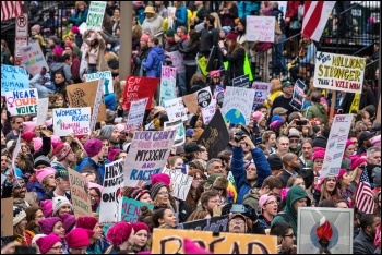 Women demonstrating against sexist US president Donald Trump, photo Mobilus in Mobili/CC