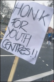 Honk for youth centres, photo by London Socialist Party