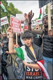 Protesting in London against the Israeli state's slaughter of Palestinians, photo by Paul Mattsson
