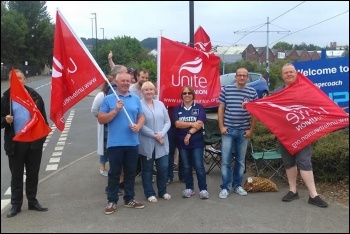 Sheffield tram workers on strike, July 2018, photo by Alistair Tice