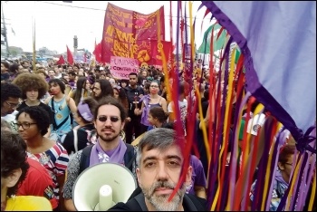 LSR members on the million-strong anti-Bolsonaro protests, 29.9.18, photo by Andr� Ferrari