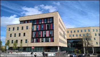 Bradford College photo Chemical Engineer/CC Bradford College photo Chemical Engineer/CC