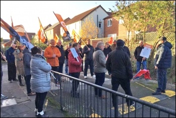 Hull council workers protesting to protect their sick pay, December 2018