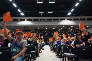 Unison union delegates voting, photo Paul Mattsson