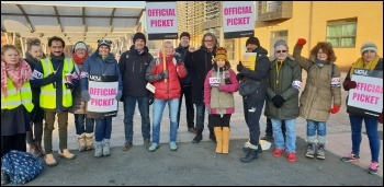 Leicester college staff strike against low pay, Abbey Park campus, 31st January 2019, photo Steve Score