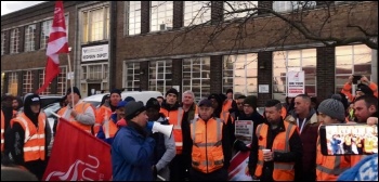 Birmingham bin strike, 19.2.19, photo by Lenny Shail