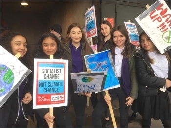 Climate strike 'extremists', photo Isai Priya