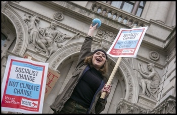 15 March youth climate walkout in London, photo Paul Mattsson, photo Paul Mattsson