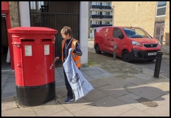 Postal worker, photo Paul Mattsson, photo Paul Mattsson