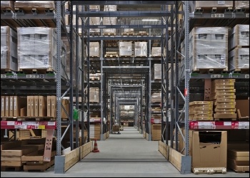 Warehouse, photo Trougnouf/CC