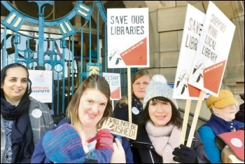 Unite union library workers on strike in Bradford, photo by Iain Dalton