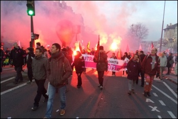 France pensions strike, national demonstration in Paris, 16.1.2020, photos James Ivens