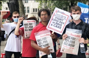 Demanding a 15% pay rise for NHS workers, 8th August 2020, Hugo Pierre (centre), photo Sarah SE