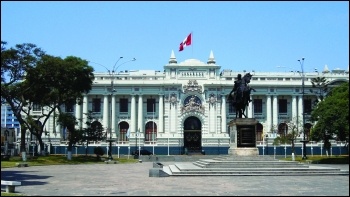 Peruvean Congress building CC/Protontorniyo Peruvean Congress building CC/Protontorniyo