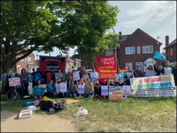Oaks Park High School strike, photo East London SP