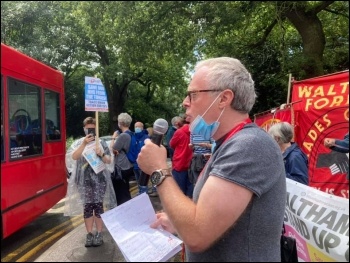 Len Hockey, Unite branch secretary, speaks at Whipps Cross Hospital, photo Paula Mitchell