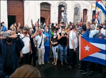 Protesters in Cuba. Photo: Perlavision Cienfuegos/CC