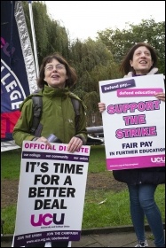 City and Islington picket line 5 October, photo Paul Mattsson