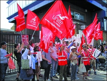 Workers on strike at One Housing in 2013. Photo: Helen Pattison