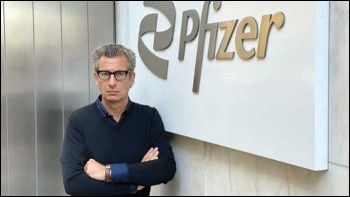 Pfizer estimates an income from the Covid vaccine of $36 billion this year Pfizer estimates an income from the Covid vaccine of $36 billion this year