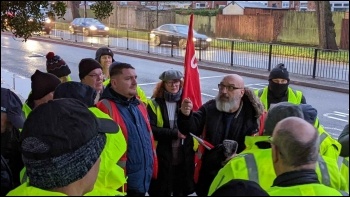Coventry bin workers picket line
