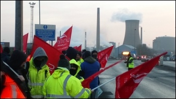 Picket outside British Steel, photo Alistair Tice