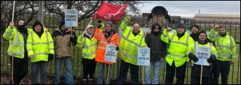 Scunny scaffs on the picket line