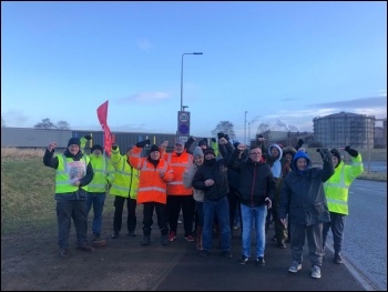 Scaffs picket line 22 February