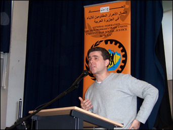 Mark Serwotka, PCS General Secretary, speaking at National Shop Stewards Network conference July 2007, photo Dave Carr