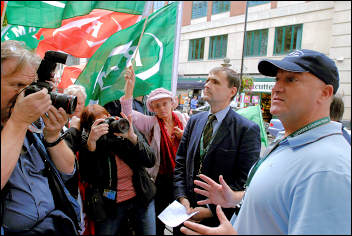 Bob Crow, RMT general secretary, speaks to the press during the Metronet strike in September 2007, photo Paul Mattsson