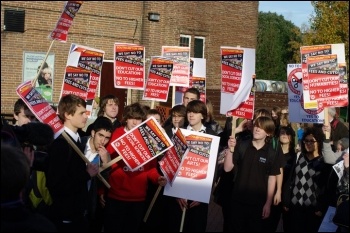 Southampton Protest against Education Cuts: school students walk out, photo Spiky Rob