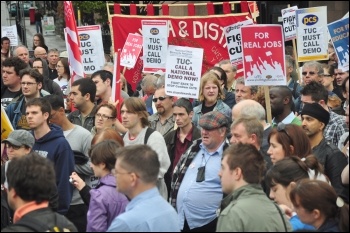 National Shop Stewards Network (NSSN) lobby of TUC congress 2010, photo Suleyman Civi