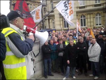 Saltend construction workers protest against being locked out by Redhall, photo Yorkshire Socialist Party