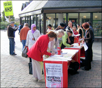 Selling The Socialist in Waltham Forest, photo Alison Hill