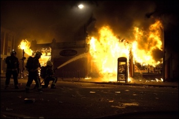 Riots: rioters and police in Tottenham during August 2011 disturbances, photo Paul Mattsson