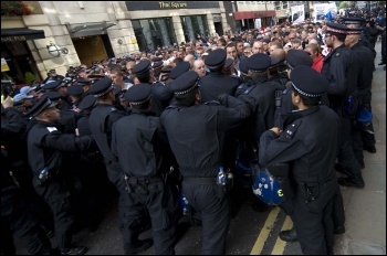 Police surrounding the EDL, London, 3.9.11