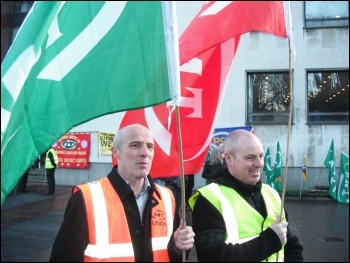Tyne & Wear Metro, protest of cleaners, 26.1.12, photo by Elaine Brunskill