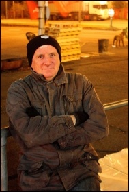 MMP picket line, Bootle, March 2012, photo by Stillshooter