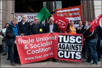 TUSC supports the striking tube workers working for Tube Lines at the Tube Lines HQ in Canary Wharf  25 April 2012, photo by Paul Mattsson