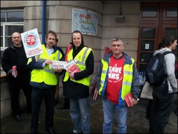 Members of newly formed Leeds teaching hospitals unite branch picketing outside Leeds General Infirmary, photo Iain Dalton